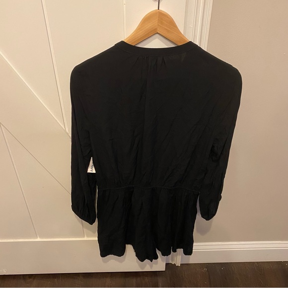 NWT Old Navy Romper - Picture 3 of 3